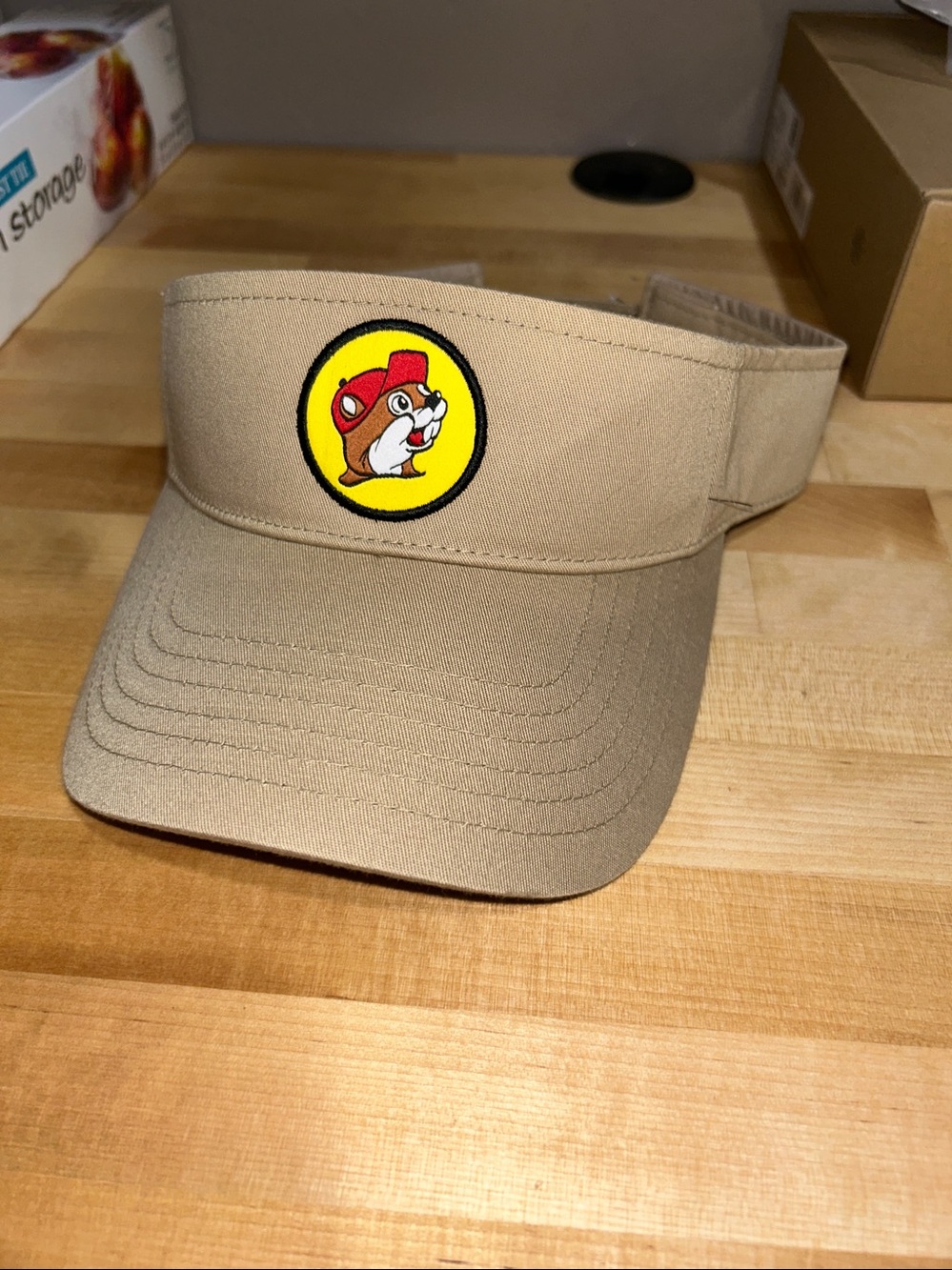 EUC Buc-ees visor